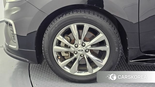 Kia The New Carnival id 4543320 из Кореи 28