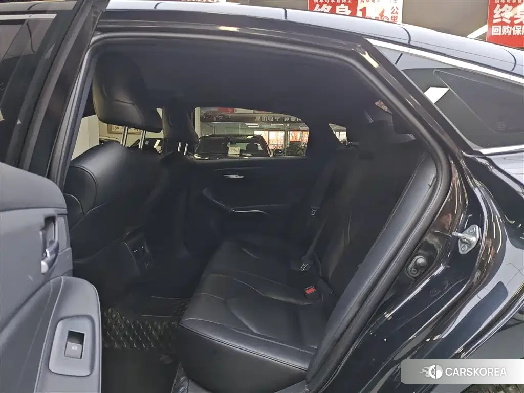 Toyota Avalon 2023 Черный из Китая, фото 5