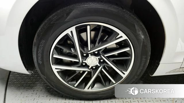 Hyundai The New Grandeur IG id 3851657 из Кореи 15