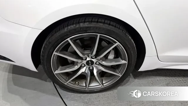 Genesis The New G70 id 3420288 из Кореи 15