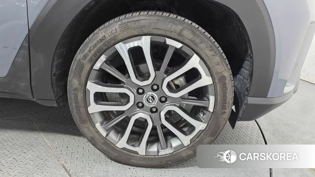 Ssangyong Torres id 3859308 из Кореи 15