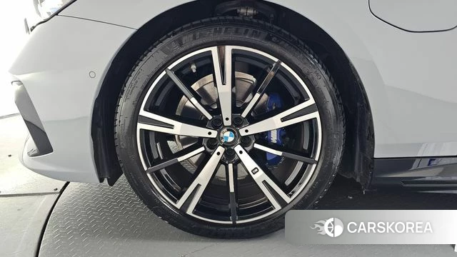 BMW 5 Series (G60) id 4739131 из Кореи 33