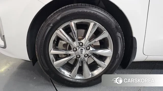 Kia The New Carnival id 3601907 из Кореи 15