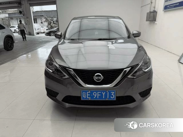 Nissan Xuan Yi 2021 Серебристо-серый из Китая, фото 5
