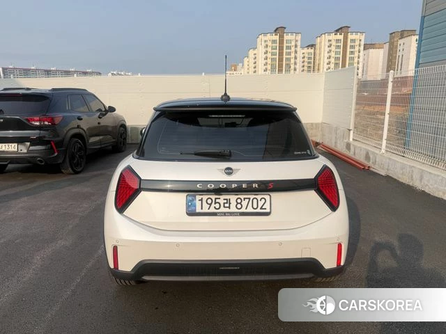 Mini Cooper S 4th Generation 2024 Белый из Кореи, фото 5