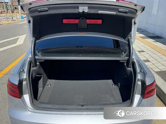 Audi A4 (B9) 2018 Серебряный из Кореи, фото 6