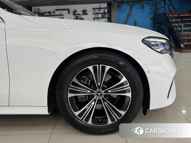 Mercedes-Benz E-Class W214 id 4887119 из Кореи 15