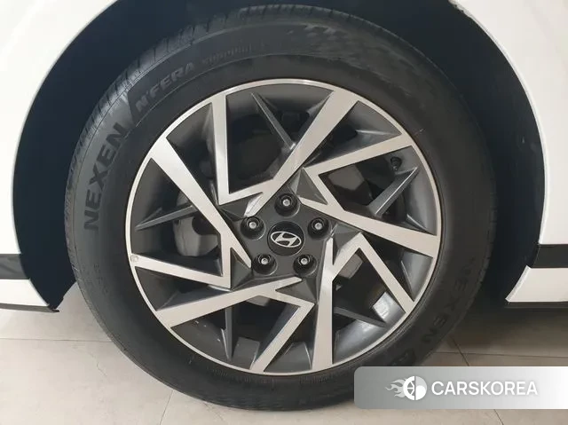 Hyundai Grandeur (GN7) id 3236662 из Кореи 15