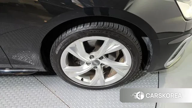 Audi A4 (B9) id 2998913 из Кореи 15