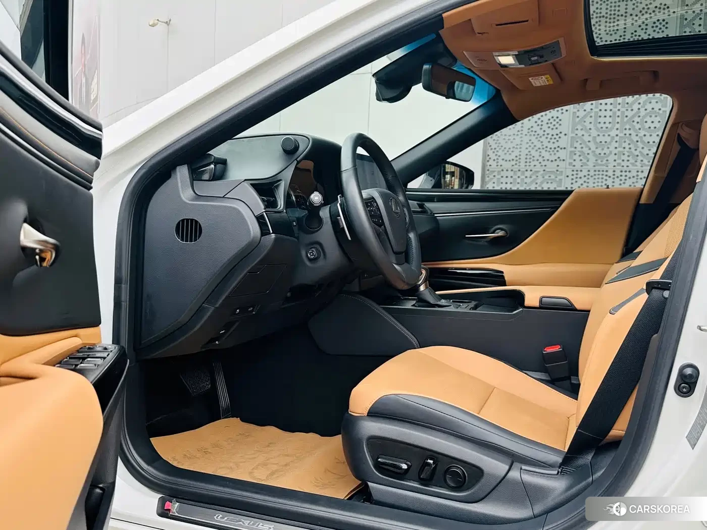 Lexus ES id 4654585 из Китая 18