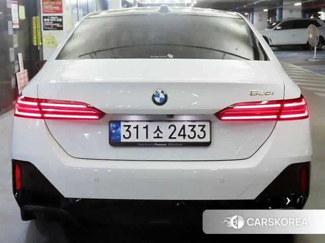 BMW 5 Series (G60) id 4349339 из Кореи 15