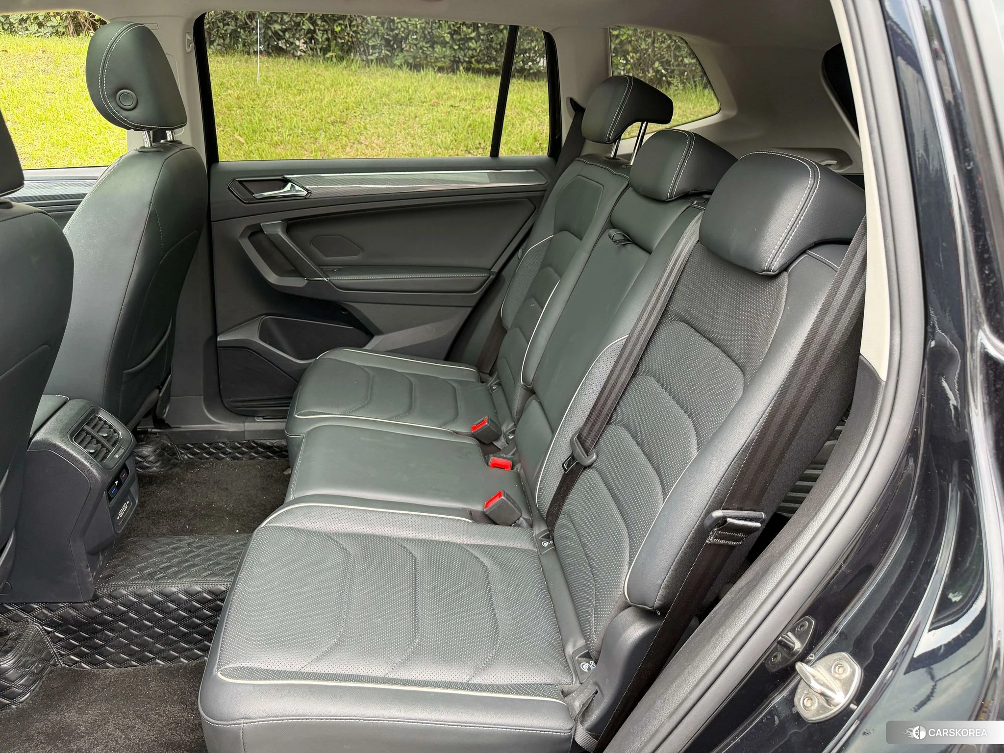 Volkswagen Tiguan L id 4498913 из Китая 8