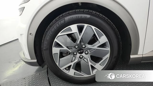 Genesis GV60 id 4463577 из Кореи 31