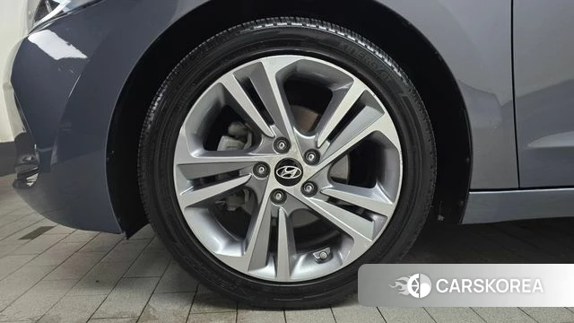 Hyundai Avante AD id 4557918 из Кореи 26
