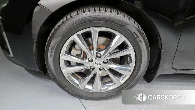 Kia The New Carnival id 3330283 из Кореи 15