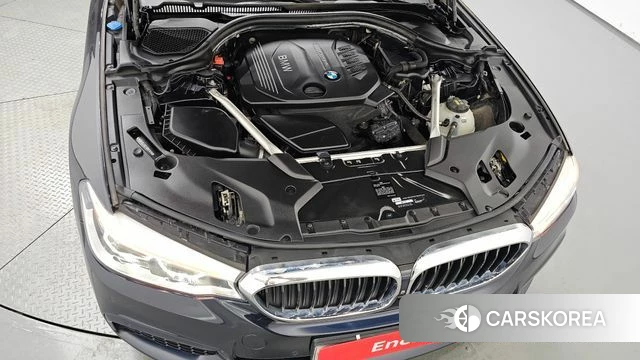 BMW 5 Series (G30) id 3845886 из Кореи 15