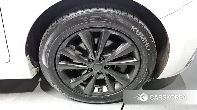 Kia The New Carnival id 3454980 из Кореи 15