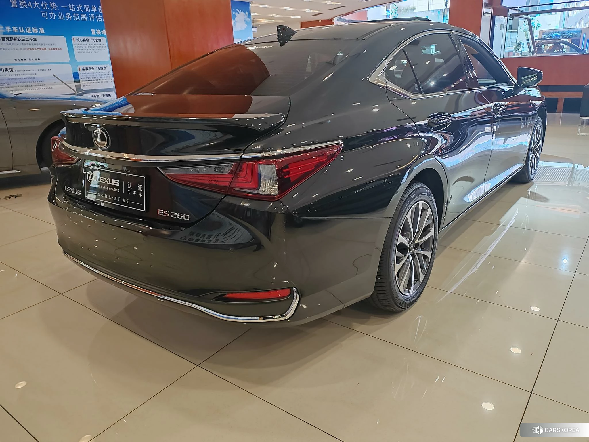 Lexus ES id 4487506 из Китая 7