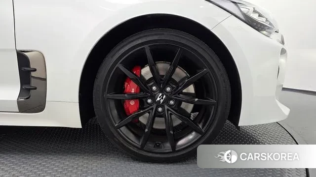 Kia Stinger Meister id 3412435 из Кореи 15