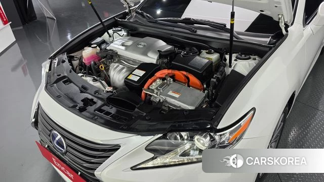 Lexus New ES300h id 3937263 из Кореи 15