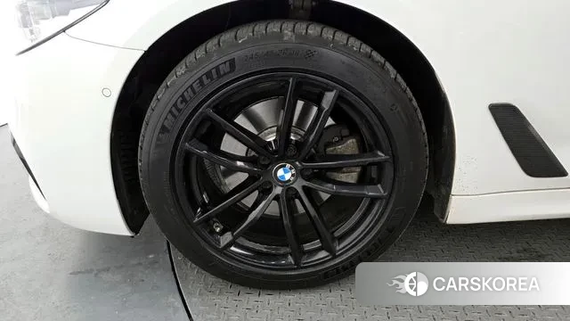 BMW 5 Series (G30) id 3779345 из Кореи 15