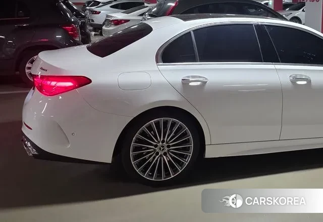 Mercedes-Benz C-Class W206 2023 Белый из Кореи, фото 6