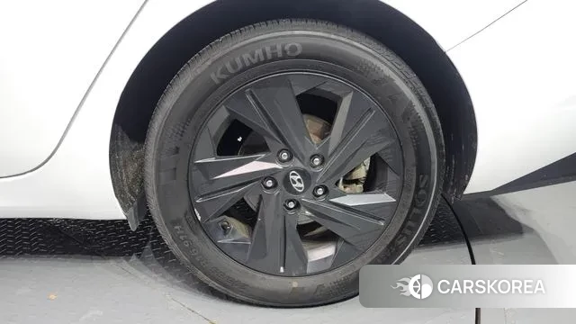 Hyundai Avante Hybrid (CN7) id 3615432 из Кореи 15