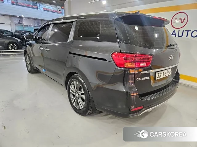 Kia The New Carnival id 3434632 из Кореи 13
