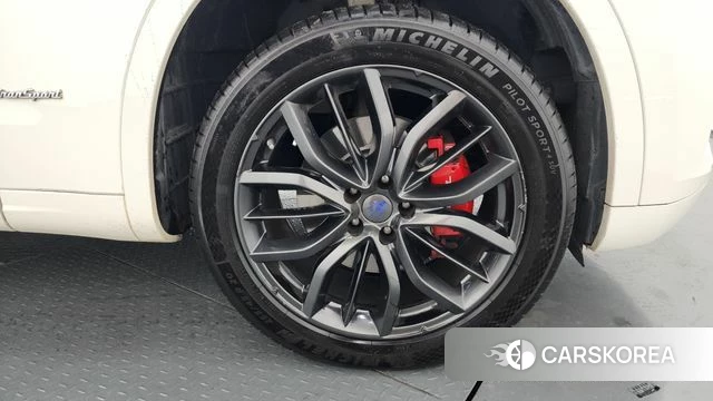 Maserati Levante id 3808290 из Кореи 15