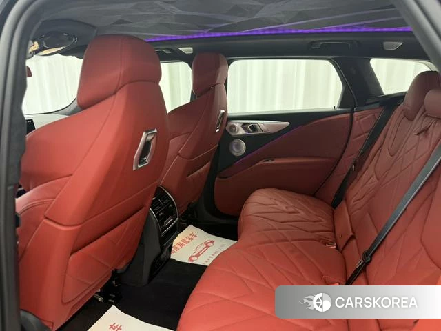 BMW XM 2024 Черный из Китая, фото 5