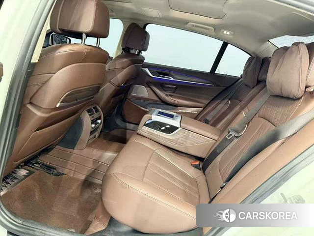 BMW 5 series 2021 Белый из Китая, фото 5
