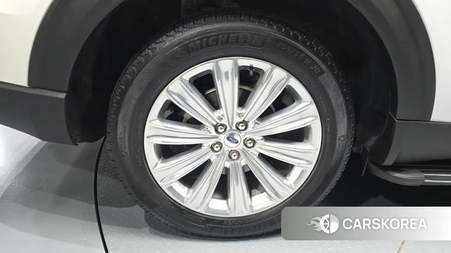 Ford Explorer 6th Generation id 4303846 из Кореи 26