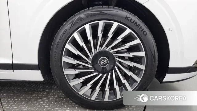 Hyundai Grandeur Hybrid (GN7) id 2884131 из Кореи 15