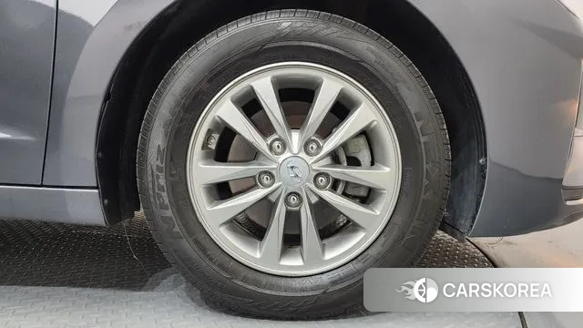 Hyundai The New Avante AD id 3520368 из Кореи 15