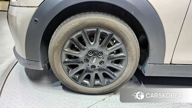 Mini Cooper id 4243225 из Кореи 27