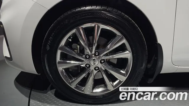 Kia The New Carnival id 2716911 из Кореи 15