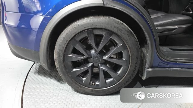Tesla Model X id 4613132 из Кореи 31
