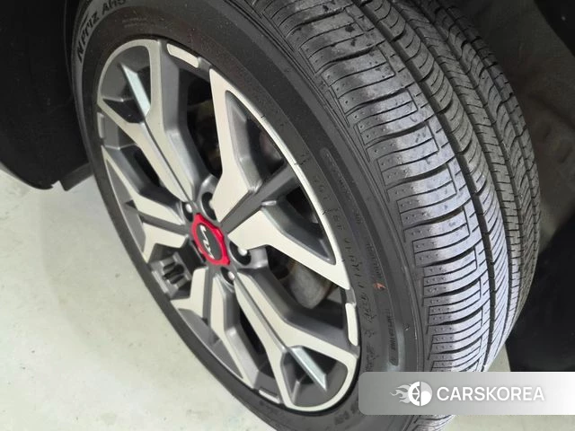 Kia Seltos id 4731169 из Кореи 15