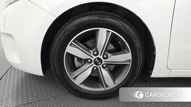 Kia The New K3 id 4907813 из Кореи 26