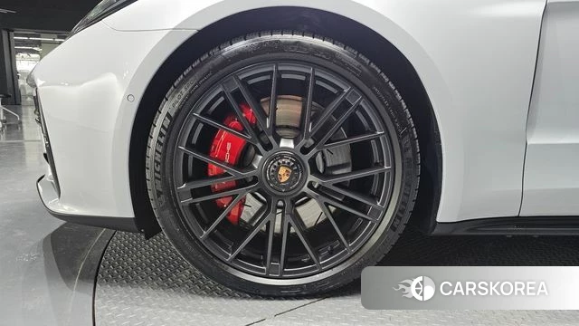 Porsche Panamera (976) id 3810941 из Кореи 15