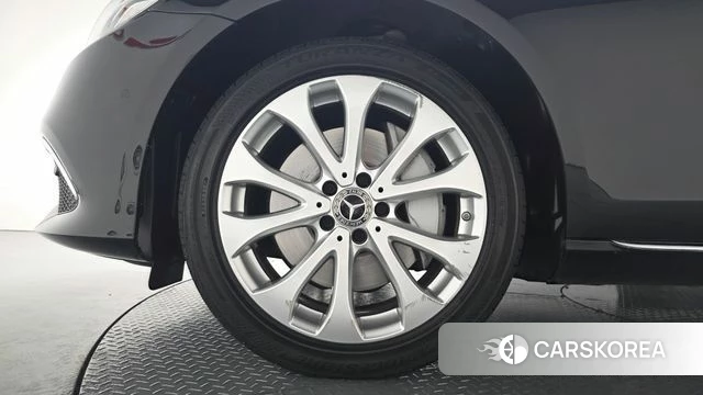 Mercedes-Benz E-Class W213 id 4794987 из Кореи 15