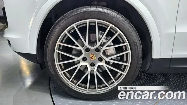 Porsche Cayenne (PO536) id 2740900 из Кореи 15