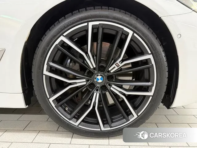 BMW 5 Series (G30) id 3291349 из Кореи 15