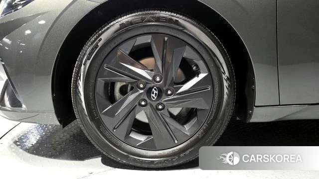 Hyundai Avante (CN7) id 3872577 из Кореи 15