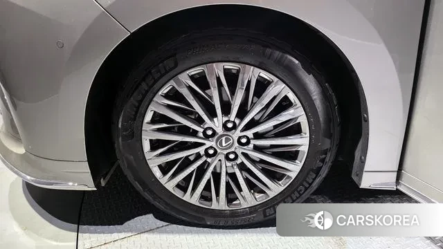 Lexus LM Second Generation id 3523340 из Кореи 15