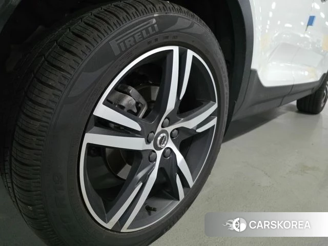 Volvo XC40 id 3886352 из Кореи 15