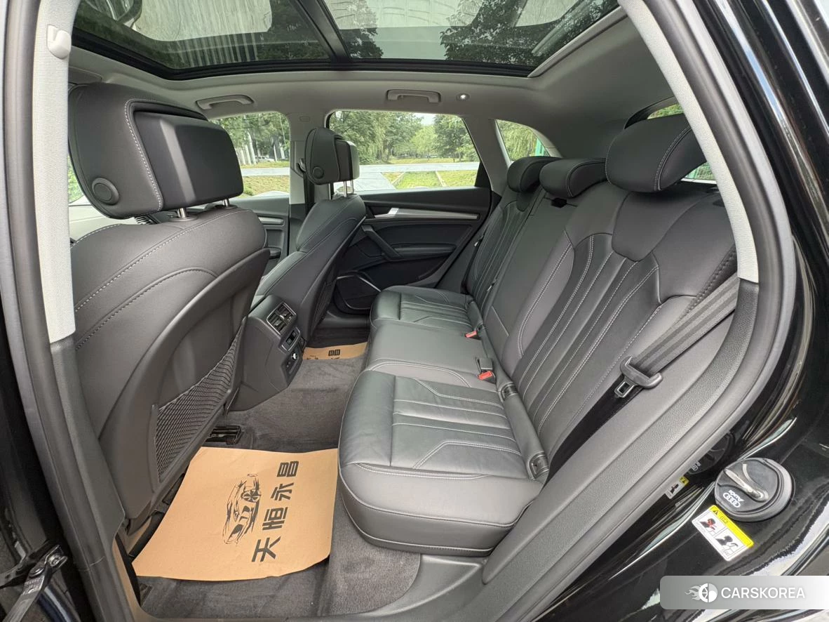 Audi Q5L id 4420114 из Китая 15