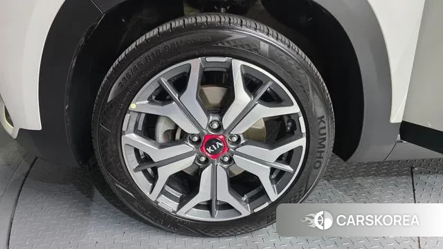 Kia Seltos id 3302074 из Кореи 15