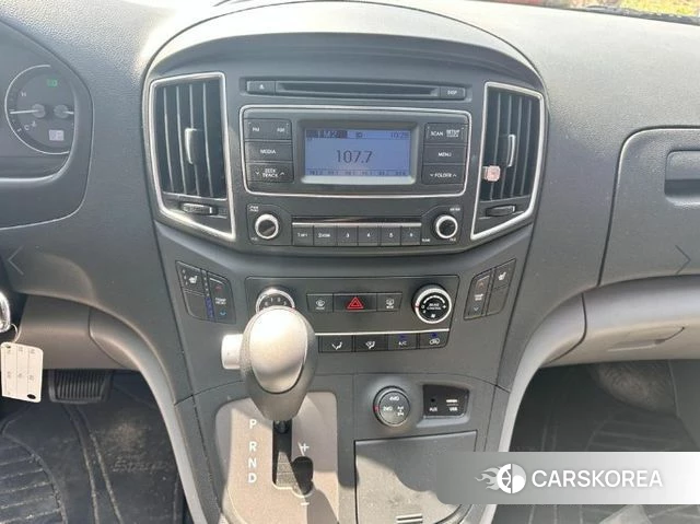 Hyundai The New Grand Starex 2019 Серебристо-серый из Кореи, фото 5