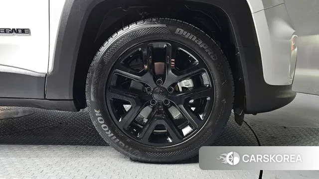 Jeep Renegade id 3512429 из Кореи 15